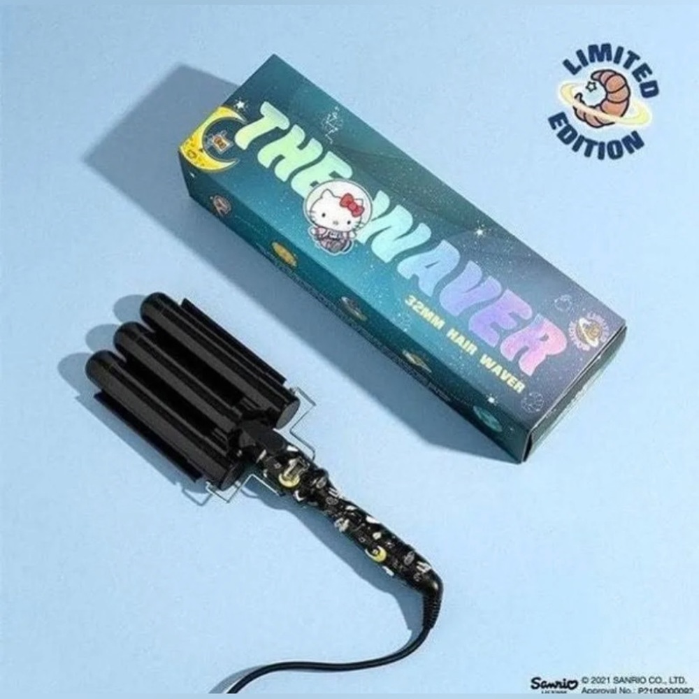 Insert Name Here Limited Edition Hello Kitty 32 MM Hair Waver